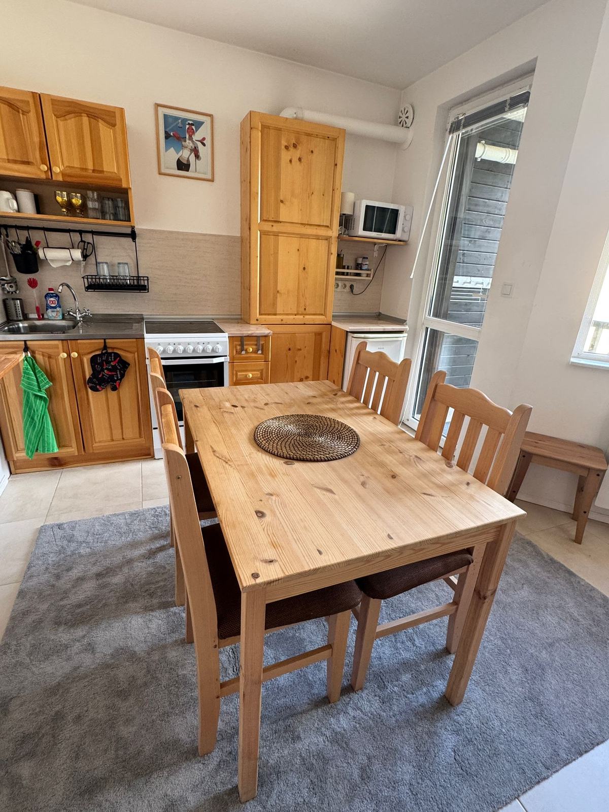 Kitchen and dining area